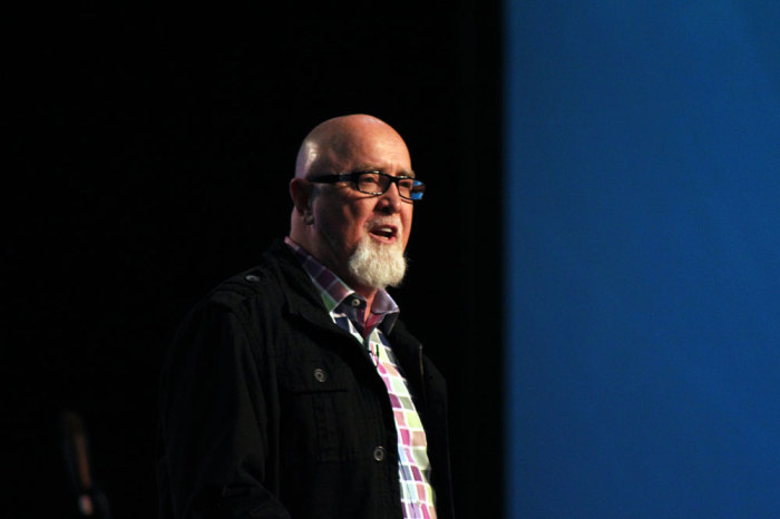 Former Harvest Bible Chapel worship leader says James MacDonald touched her inappropriately