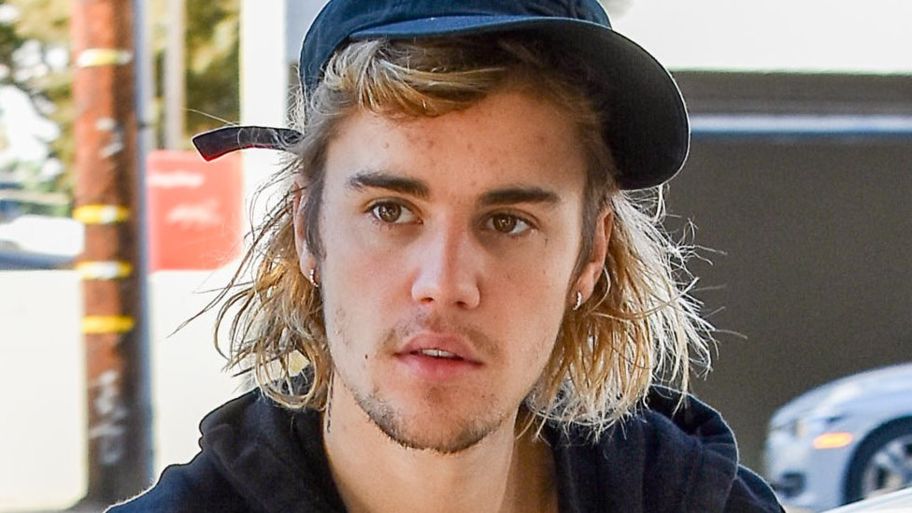 Justin Bieber Takes A Break From Music To Work On Some ‘Deep Rooted Issues’