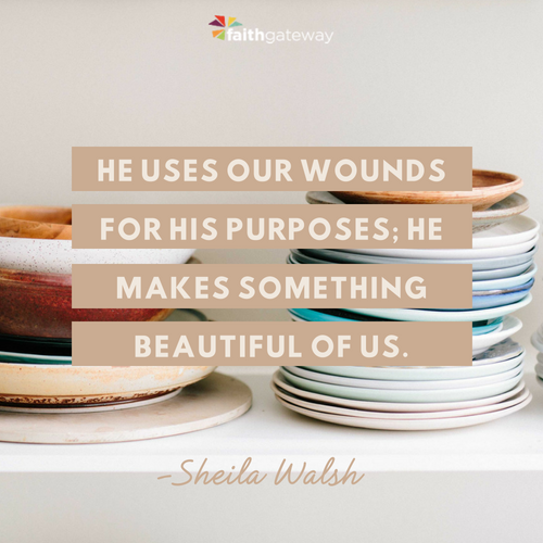 Miracles in the Middle of the Mess – Sheila Walsh
