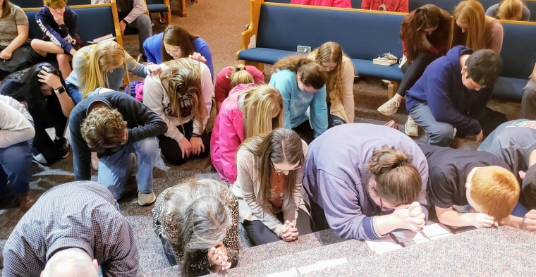 'Waves' of repentance, revival occurring in Tennessee