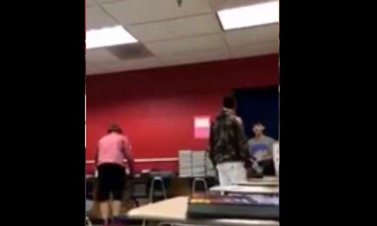 Video: Black Teen Picks A Fight And Spits On A White Dude With A Broken Hand - Gets Smashed - Conservative US