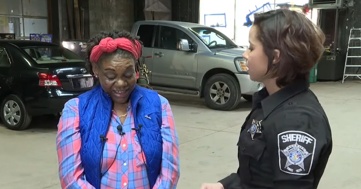Deputy Helps Repair Cancer Survivor’s Car After Hearing Her Struggles