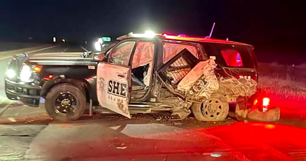 Brave Deputy Stops Wrong-Way Driver Using His Vehicle, Saving Many Lives